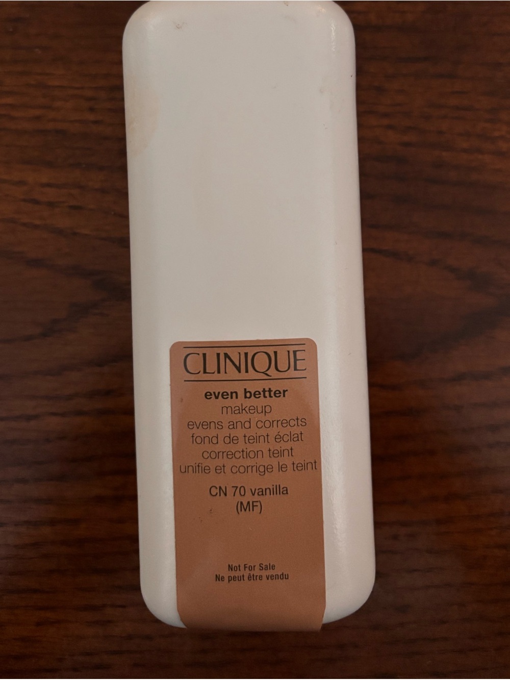 Clinique Even Better Makeup - White Bottle with Beige Label (CN 70 Vanilla)